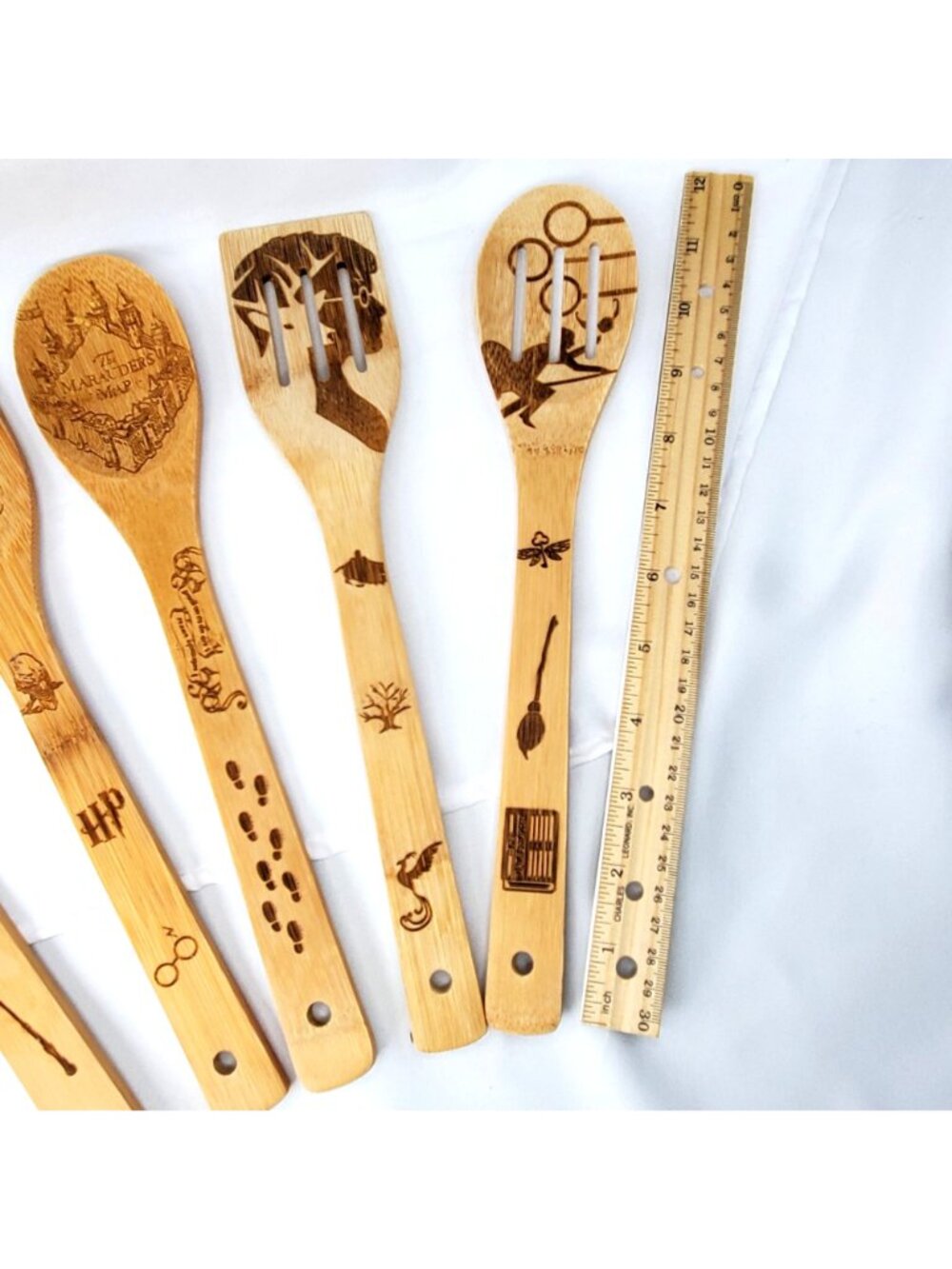 Harry Potter Engraved Bamboo Cooking Utensils Set Of 5 Never used - Picture 4 of 6